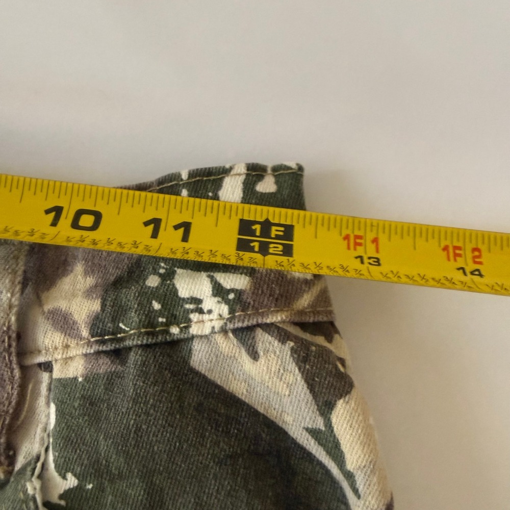 Smoke Rise Red Camo Cargo Pants Women's Size M Flare Leg Graphic Print Like New! - Picture 16 of 16